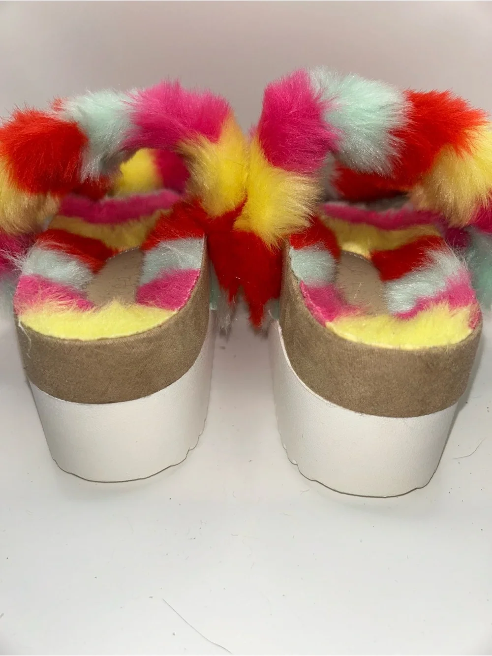 Madden girl furbee multicolor faux fur platform sandals NWOB size 8